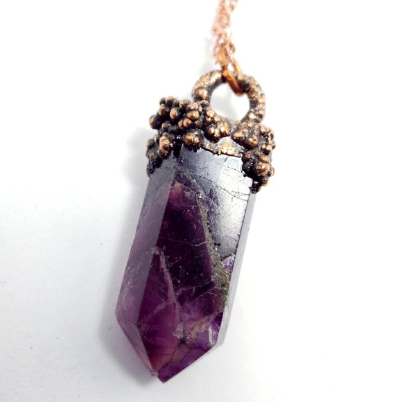 Flourite crystal necklace - Picture 3 of 8